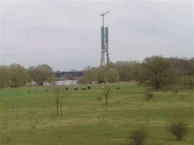 201104111035 (Small)