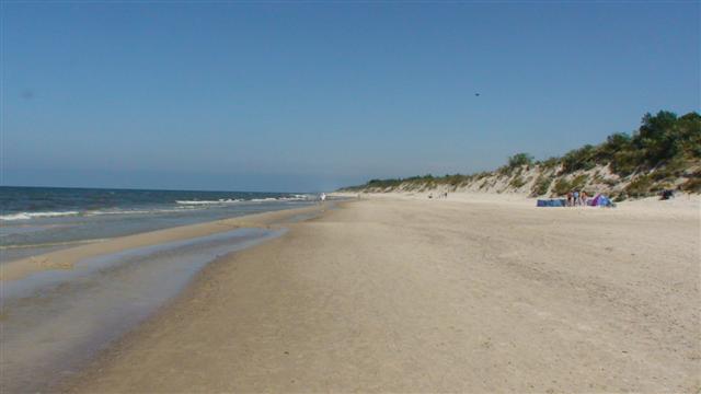 Plaża. Tylko my, piasek, morze i wydmy. Plaża. Tylko my, piasek, morze i wydmy.