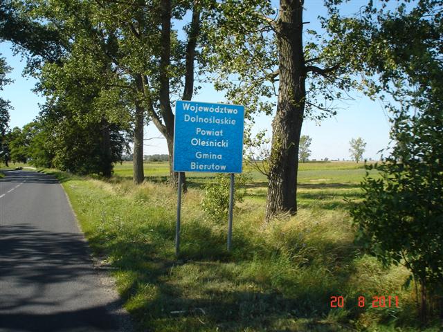 Zmiana powiatu, któraś kolejna i województwa też. Zmiana powiatu, któraś kolejna i województwa też.