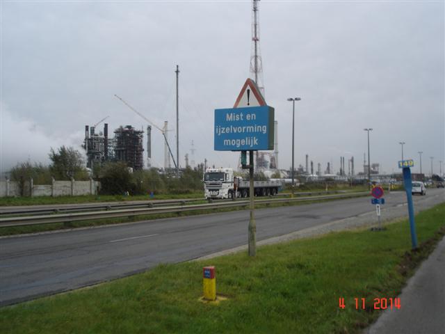 DSC07883 (Small)